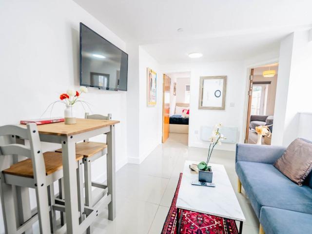 Apartment for rent in Falcon Lodge, Wales
