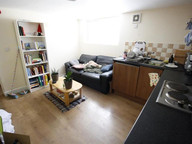 Apartment for rent in Falcon Lodge, Wales