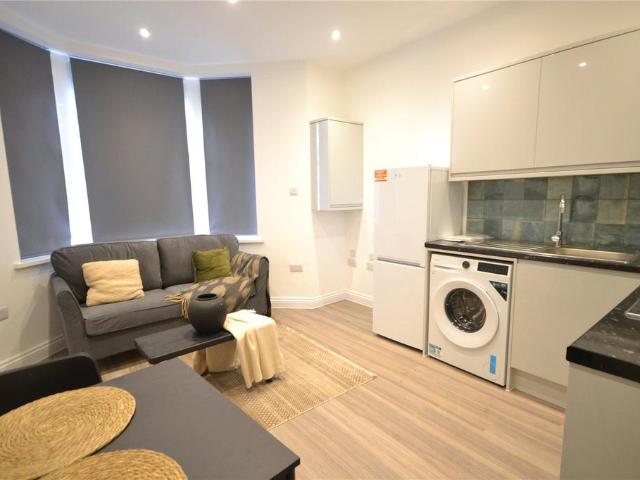 Apartment for rent in Falcon Lodge, Wales