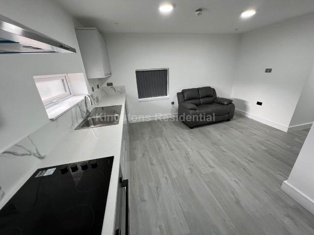 Apartment for rent in Falcon Lodge, Wales