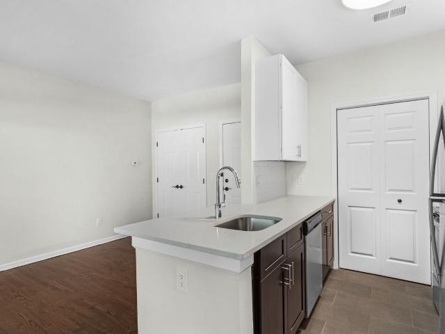 Apartment for rent in Springfield, New Jersey