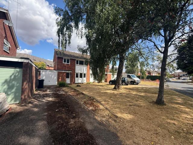 House for rent in Lower Wick, Worcestershire
