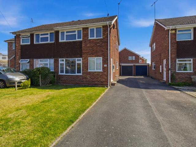 House for rent in Lower Wick, Worcestershire