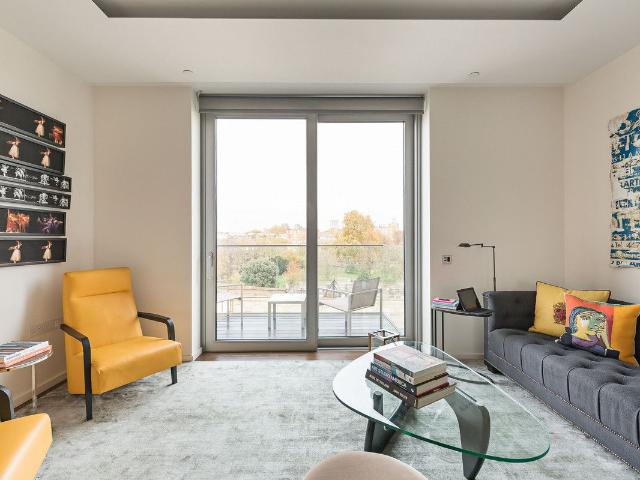 Apartment for rent in West Kensington, Greater London