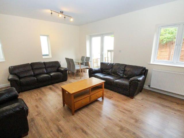 Apartment for rent in Talbot Village, Bournemouth