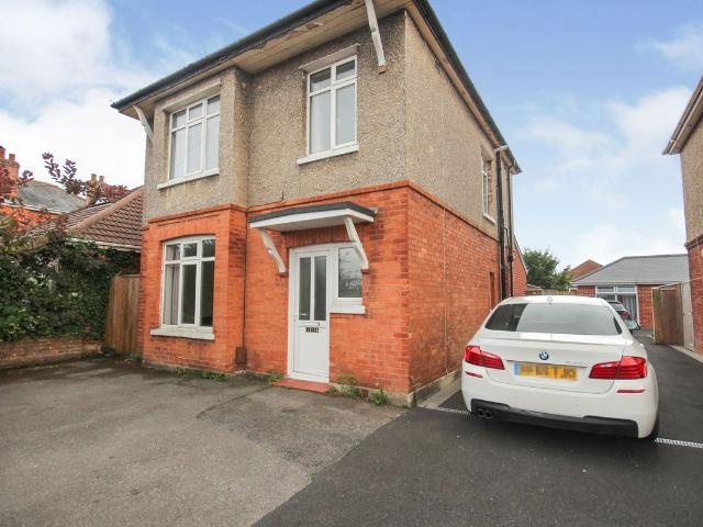 Apartment for rent in Talbot Village, Bournemouth