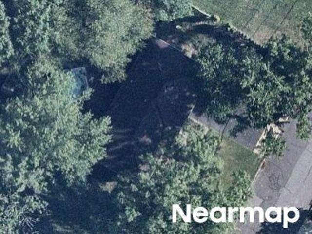 House for sale in River Edge, New Jersey
