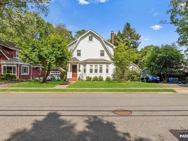 House for sale in Closter, New Jersey