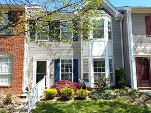 House for sale in Kendall Park, New Jersey