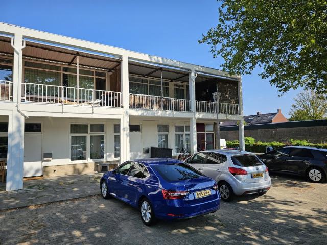 Appartement te huur in West, Bosch