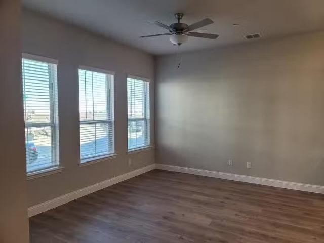 Condo for rent in Lewisville