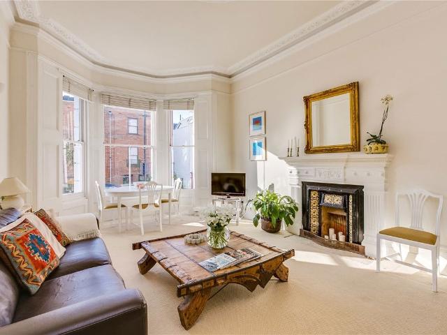House for rent in Royal Borough of Kensington and Chelsea, Greater London