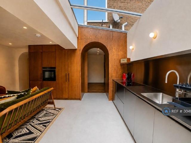Apartment for rent in Royal Borough of Kensington and Chelsea, Greater London