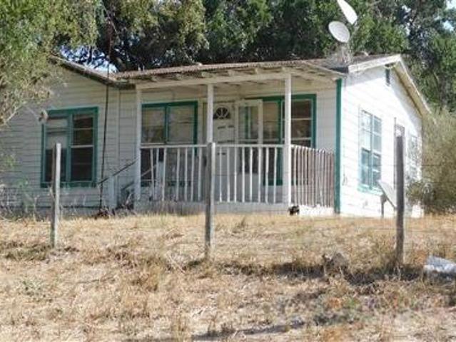 House for sale in Pleasanton, Texas