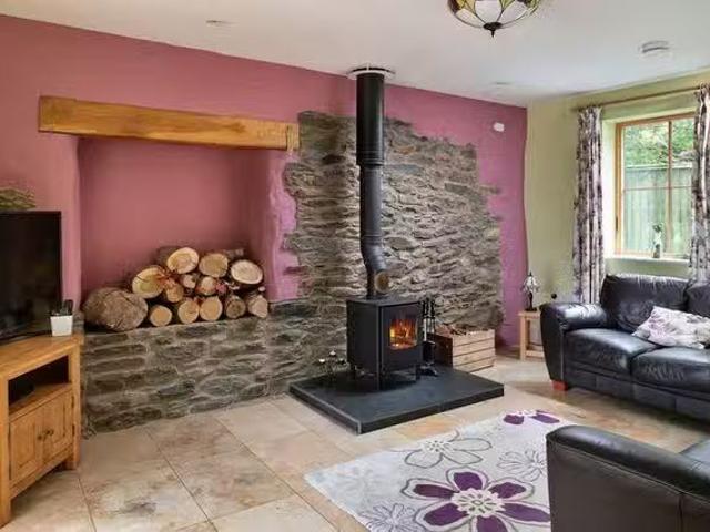 Apartment for rent in Eglwysbach, Wales