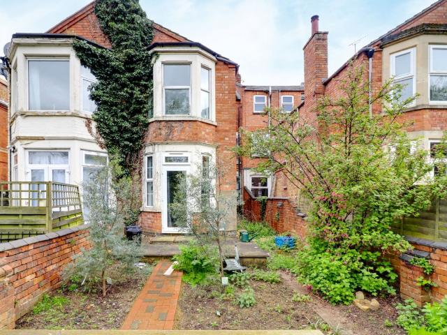 Studio for rent in Phippsville, Northampton