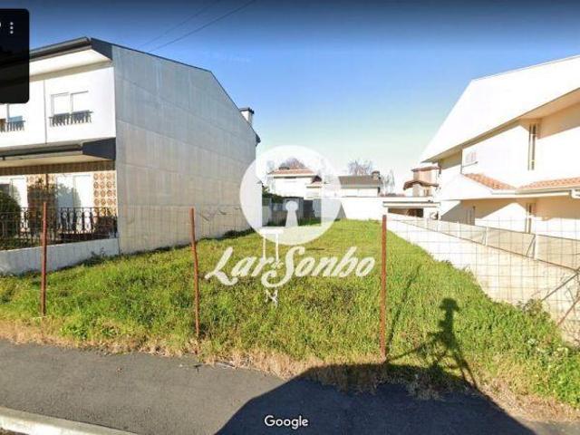Terreno venda em Maia, Porto