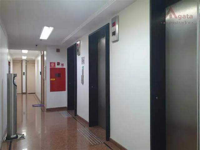 Ponto Comercial aluguel em Região Imediata de São Paulo, Região Metropolitana de São Paulo