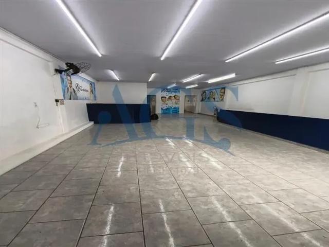 Ponto Comercial aluguel em Região Imediata de São Paulo, Região Metropolitana de São Paulo