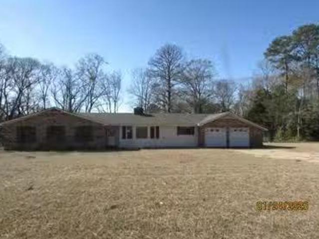 House for sale in Selma