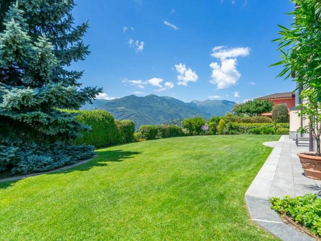 Einfamilienhaus kaufen in Comano, Tessin