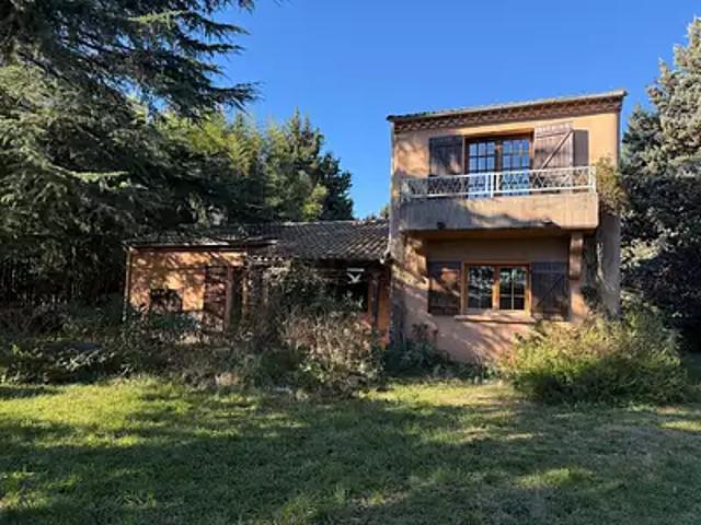 Maison vente à Nîmes, Combas