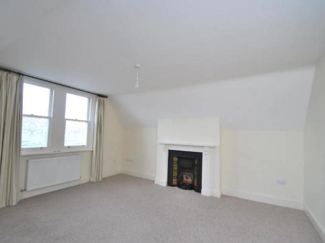 Apartment for rent in Combe Park, Dulcote