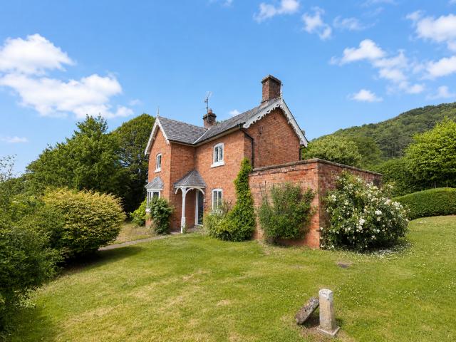 House for rent in Broxton, Cheshire