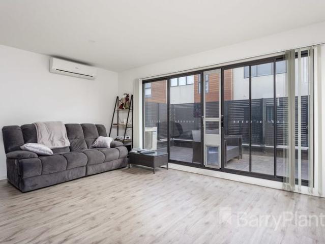 Townhouse for rent in Camerons Creek, Victoria