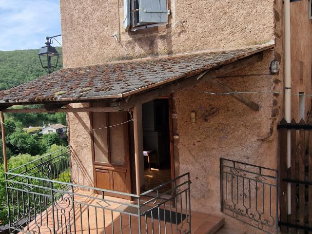 Maison vente à Millau, Combret