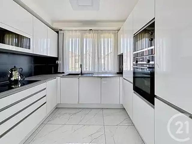 Maison vente à Melun, Combs-la-ville