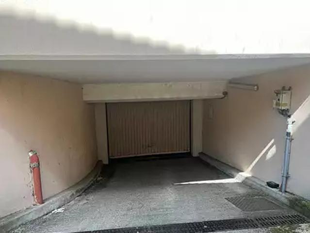 Garage vente à Melun, Combs-la-ville