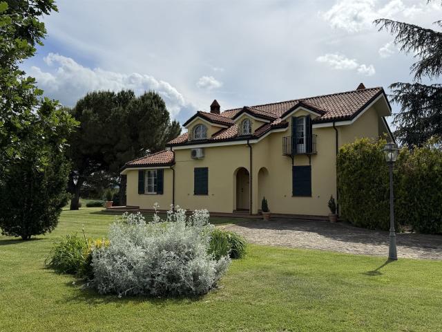 Casa in vendita a Piemonte, Alessandria