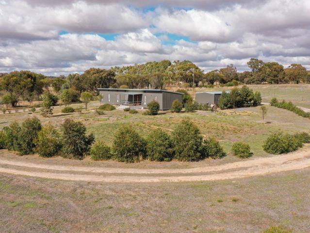 Cottage for sale in Cuballing, Western Australia