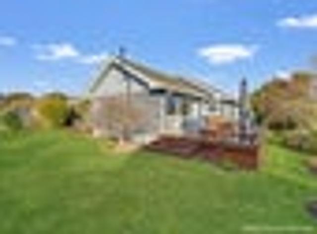 House for sale in Chaslands, Canterbury