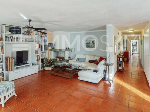 Wohnung kaufen in Collina d'Oro, Tessin