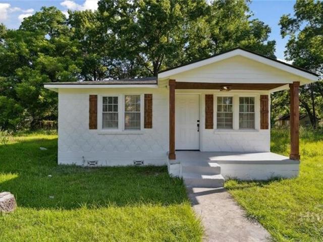 House for sale in Savannah