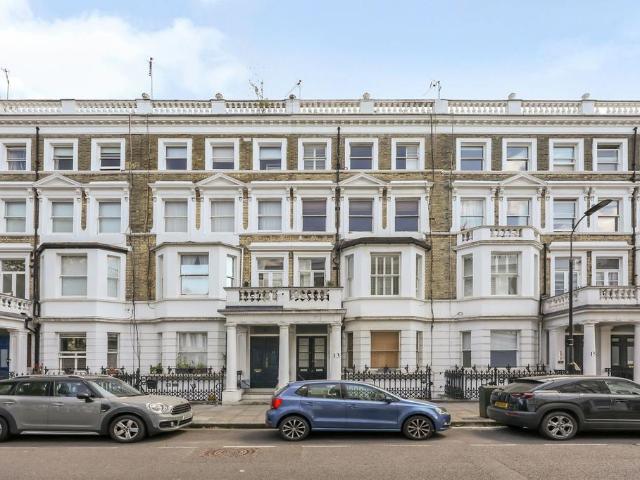 House for rent in West Kensington, Greater London