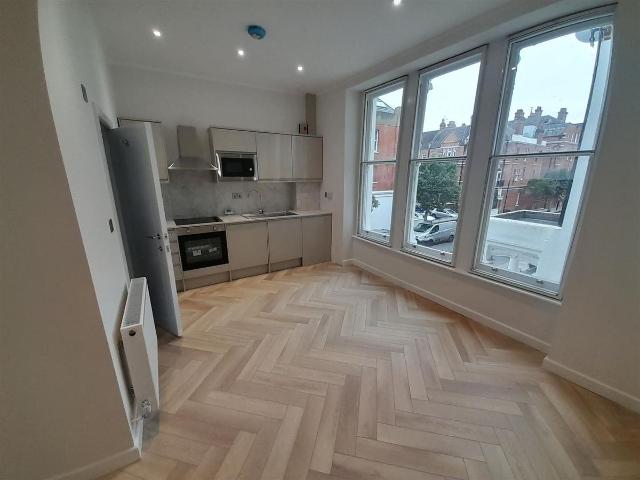 Studio for rent in London Borough of Hammersmith and Fulham, Greater London