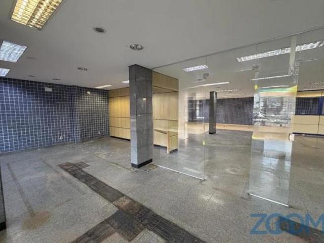 Ponto Comercial venda em SQS 406, Plano Piloto