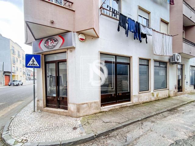 Loja venda em Almeirim, Santarém