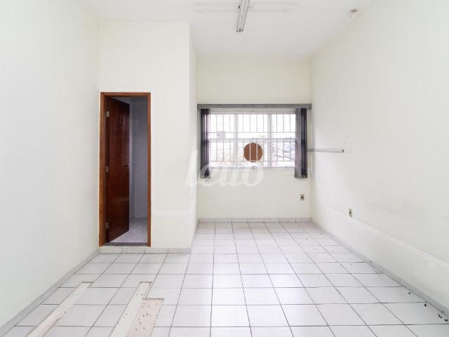 Ponto Comercial aluguel em Região Imediata de São Paulo, Região Metropolitana de São Paulo