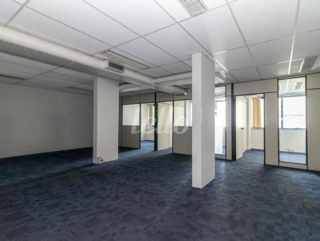 Ponto Comercial aluguel em Região Imediata de São Paulo, Região Metropolitana de São Paulo