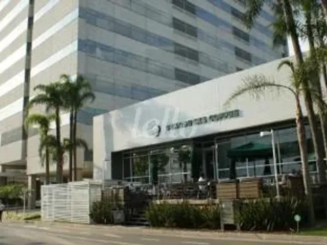 Ponto Comercial aluguel em Região Imediata de São Paulo, Região Metropolitana de São Paulo