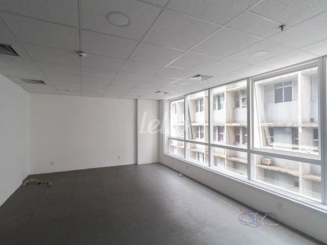 Ponto Comercial aluguel em Região Imediata de São Paulo, Região Metropolitana de São Paulo