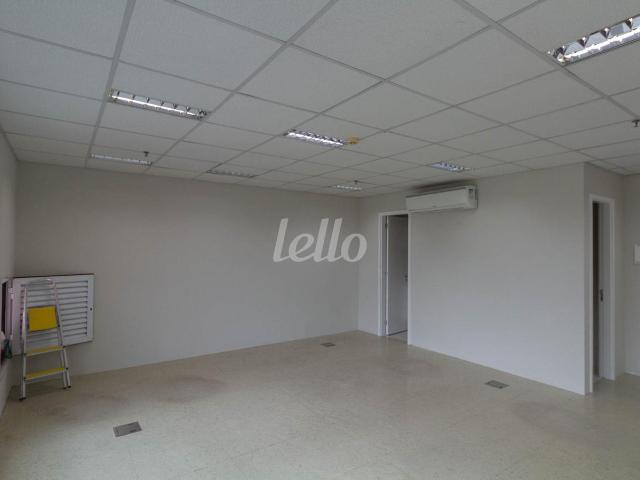Ponto Comercial aluguel em Região Imediata de São Paulo, Região Metropolitana de São Paulo