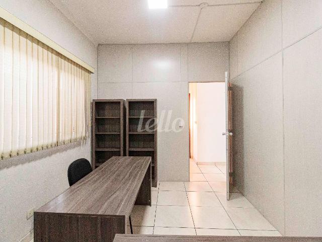 Ponto Comercial aluguel em Região Imediata de São Paulo, Região Metropolitana de São Paulo