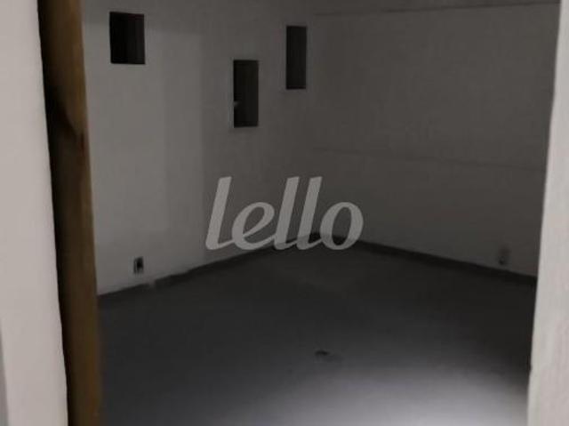Ponto Comercial aluguel em Região Imediata de São Paulo, Região Metropolitana de São Paulo
