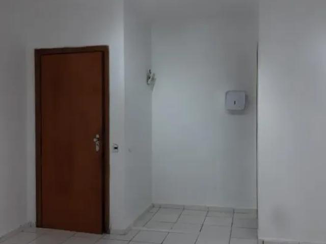 Ponto Comercial aluguel em Região Imediata de São Paulo, Região Metropolitana de São Paulo