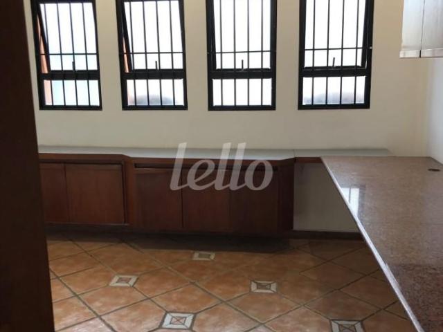 Ponto Comercial aluguel em Região Imediata de São Paulo, Região Metropolitana de São Paulo